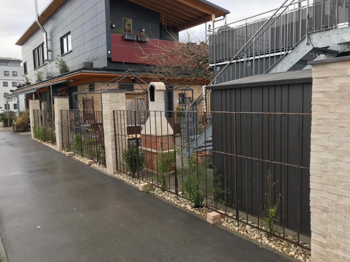 Tiny House Black Pearl Tettnang Zewnętrze zdjęcie